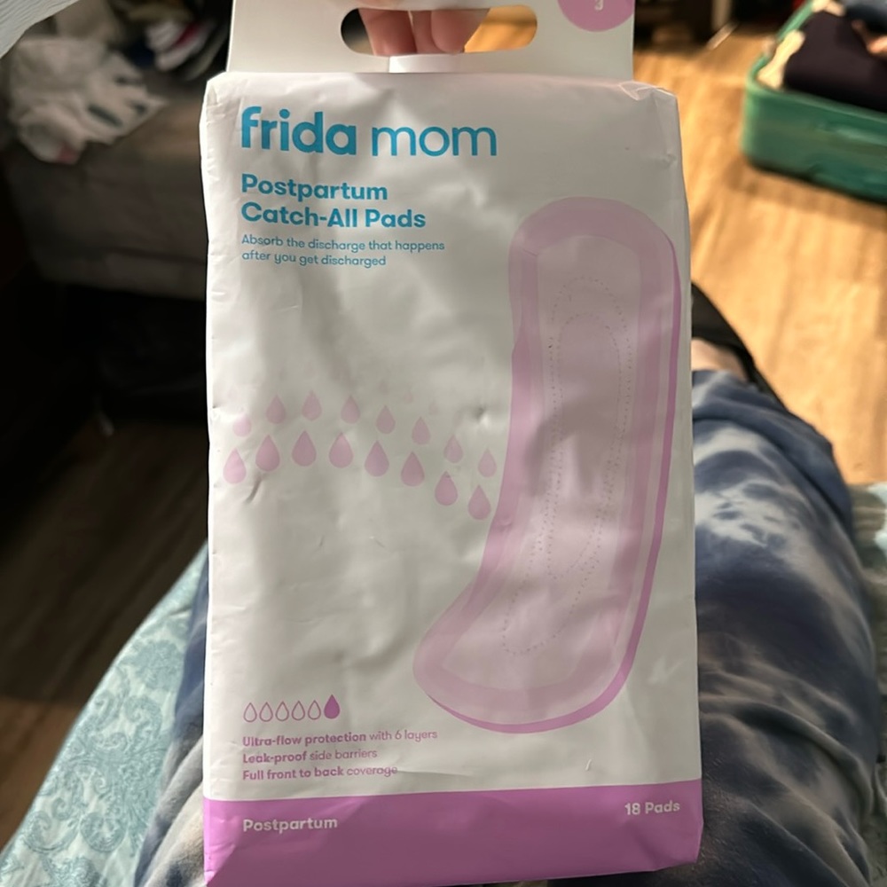 Frida mom postpartum catch all pads